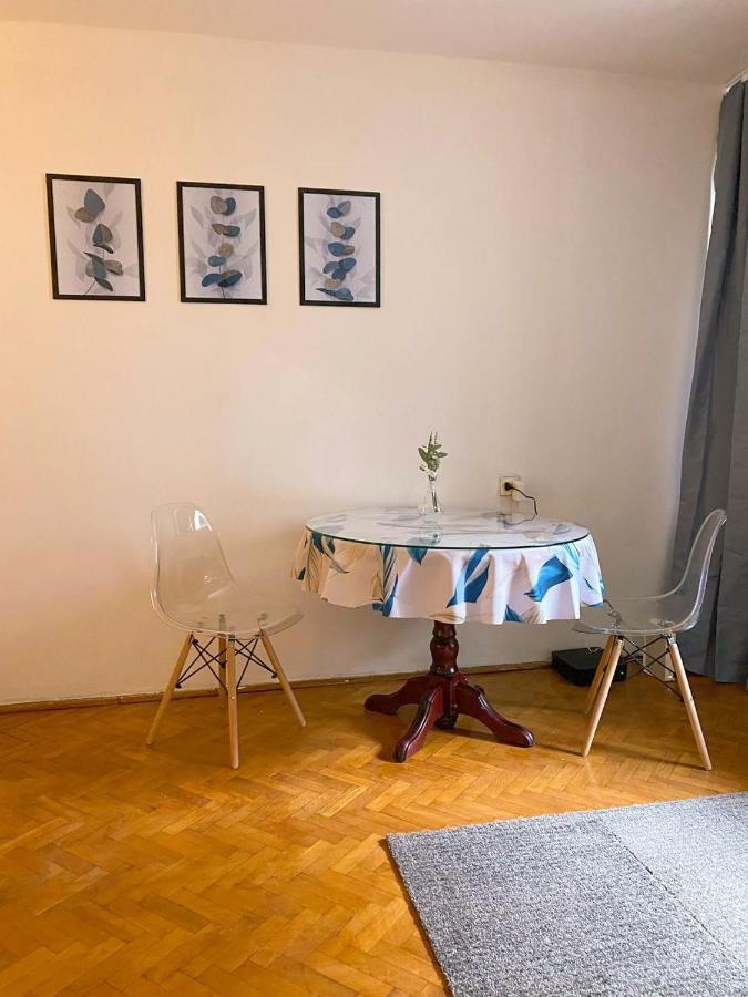 Twarda 66 Pokoje W Centrum Warszawy Warschau Buitenkant foto